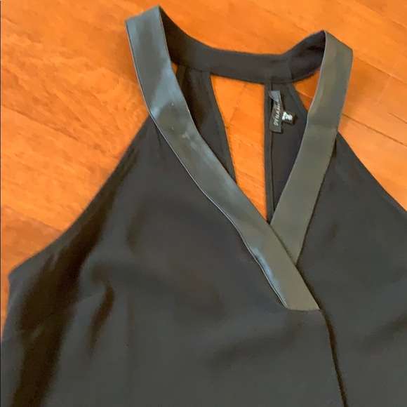 Dressy top - Picture 2 of 4